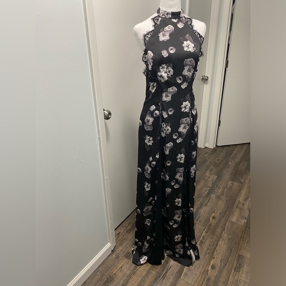 Majorelle Halter Dress - Picture 1 of 15